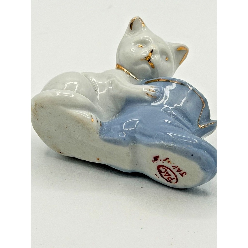 Vintage PAC Japan Ceramic Cat & Blue Boot Mini Planter Figurine Gold Trim - Picture 5 of 7